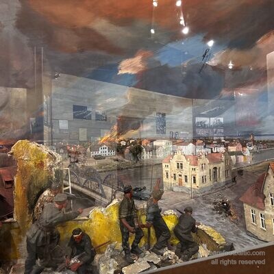 Un diorama de Riga durant la Seconde Guerre mondiale au Musée letton de la Guerre, Lettonie