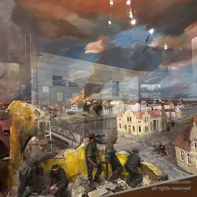 Un diorama di Riga nella Seconda guerra mondiale, nel Museo della Guerra lettone, Lettonia